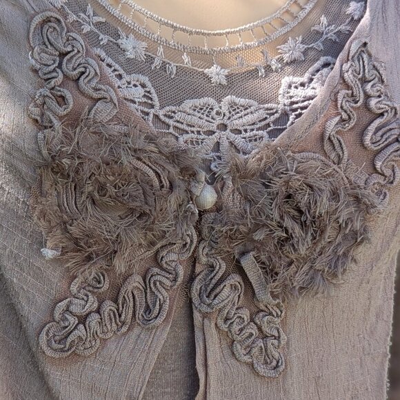 Lacy Layered Tunic - Picture 5 of 7